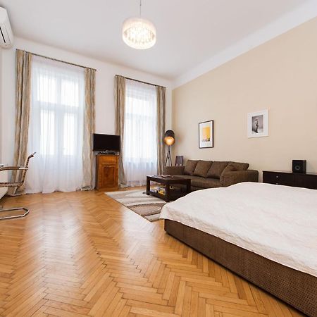 Rosa Linde - Comfort Rooms Відень Номер фото