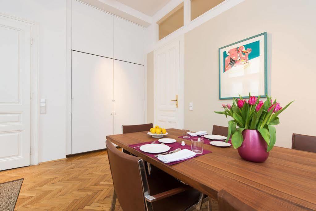 Rosa Linde - Comfort Rooms Відень Екстер'єр фото